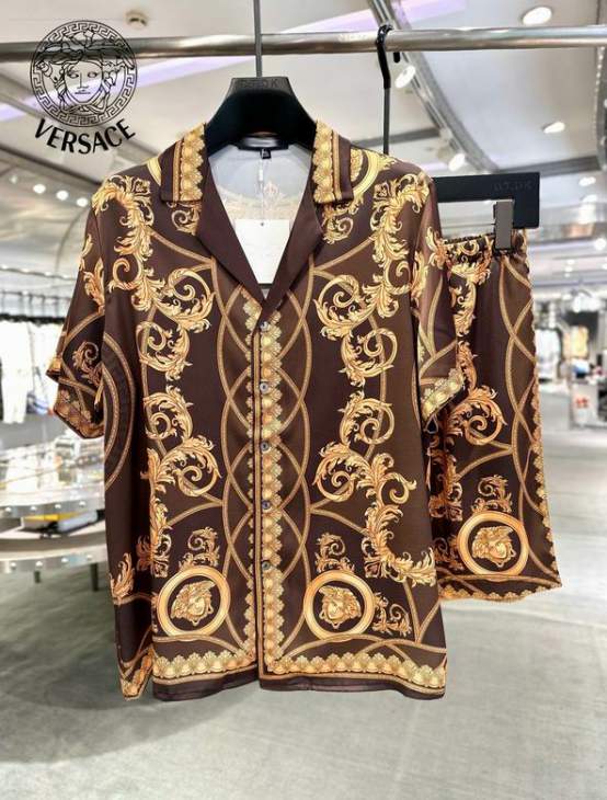 Picture of Versace Shirt Pant Suits _SKUVersaceM-3XL24cn17224830